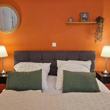 Ember Design Superior Zentral Kueche Balkon Apartamento